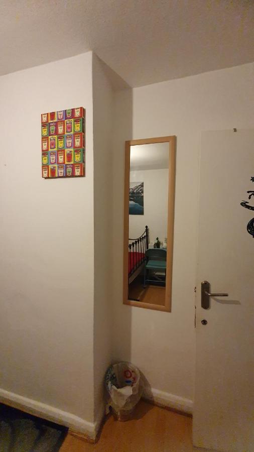 Merciful King Room, In Zone 2-3 London Luaran gambar